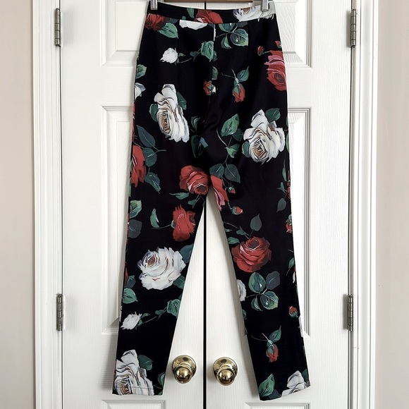 L’ATISTE Floral Pants Size Small EUC - Picture 2 of 11